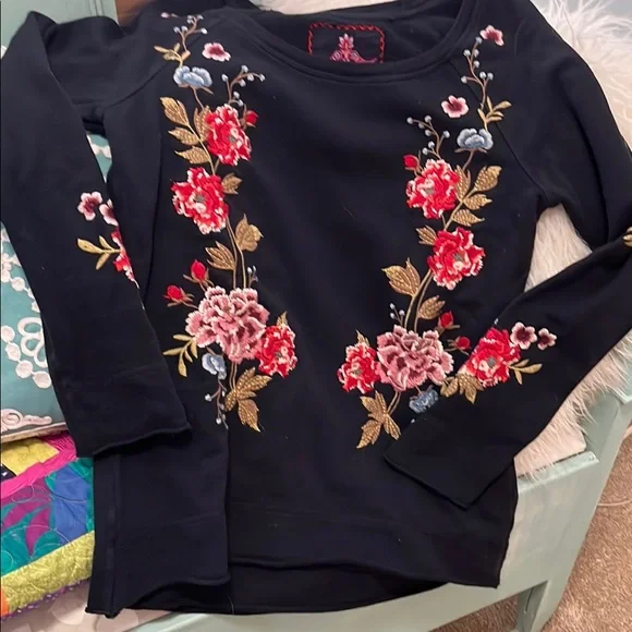 Johnny Was Black Floral Embroidered Top - Picture 1 of 6